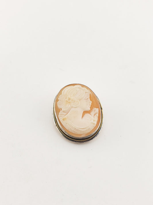 SS Girl Cameo Pendant/Pin