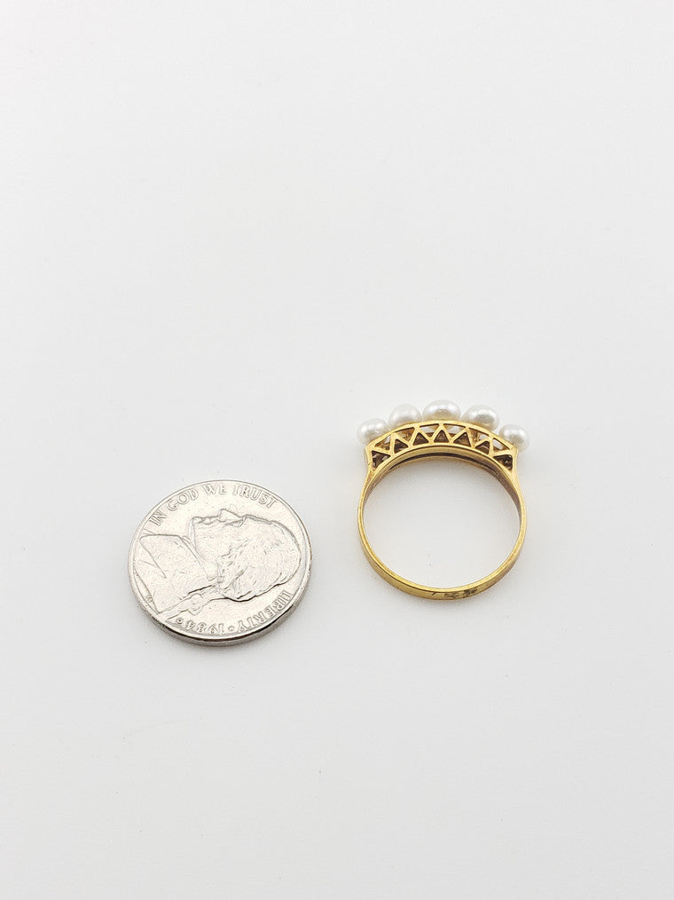 14k Pearl Row Ring