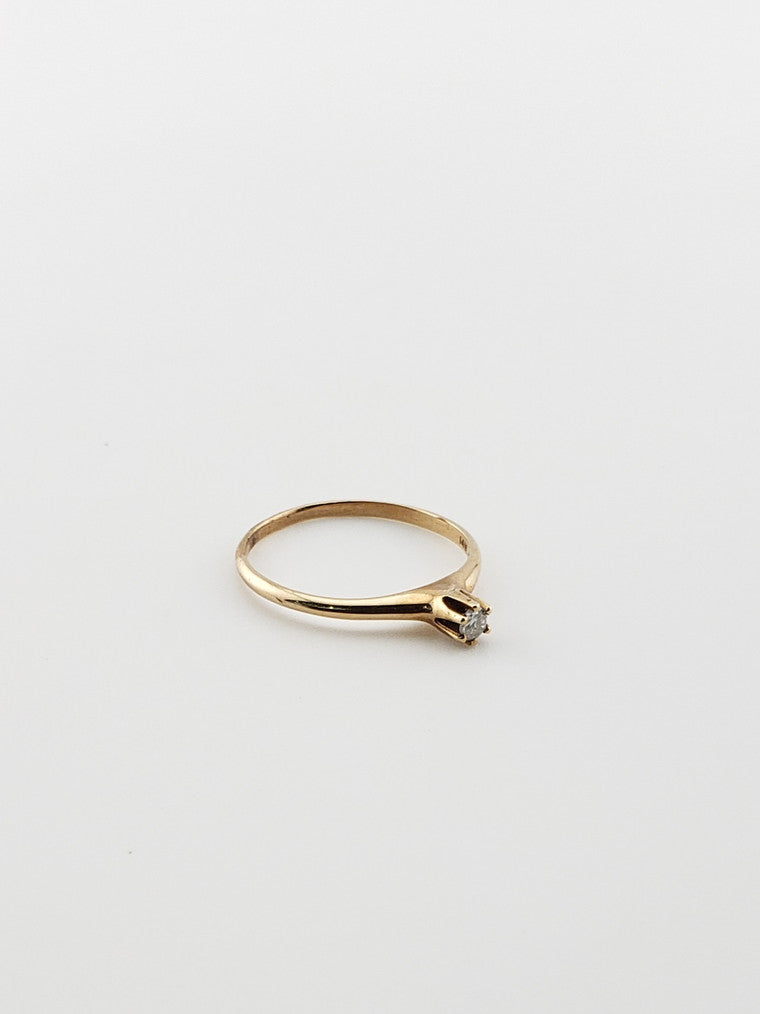 Minimalist Diamond Solitaire