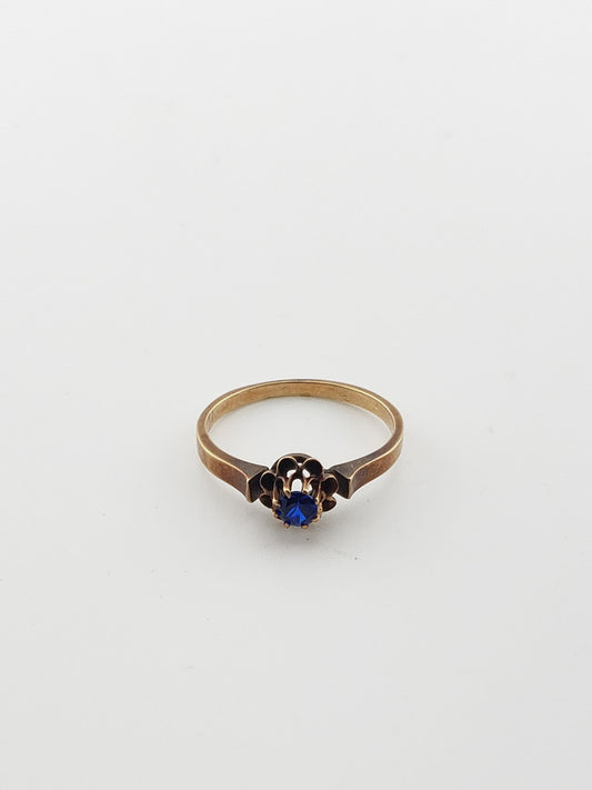 Tiny Sapphire Flower Ring