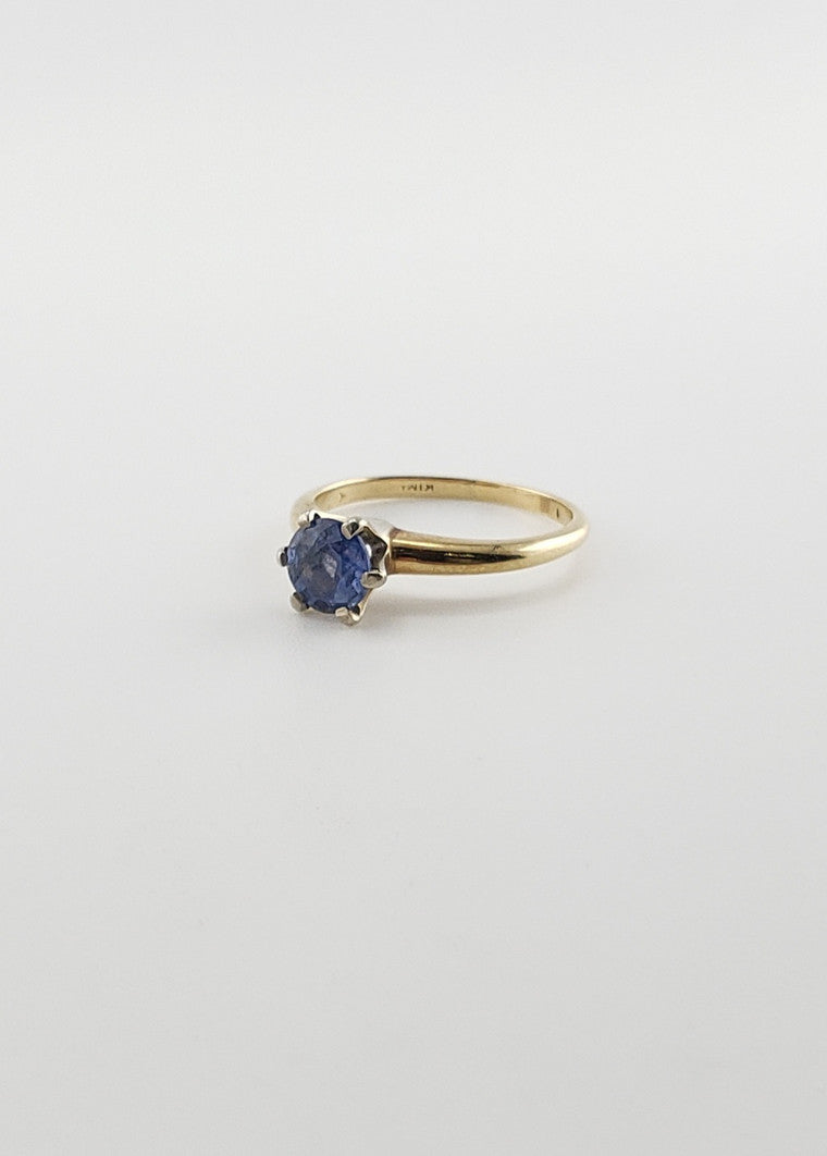 Cornflower Blue Sapphire Solitaire Ring