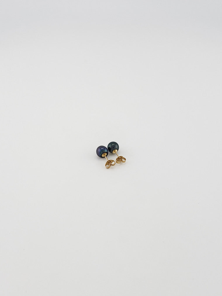 Pearl Studs- Black #8