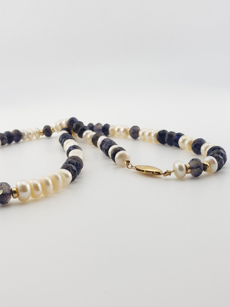 Iolite & Pearl Strand 21"