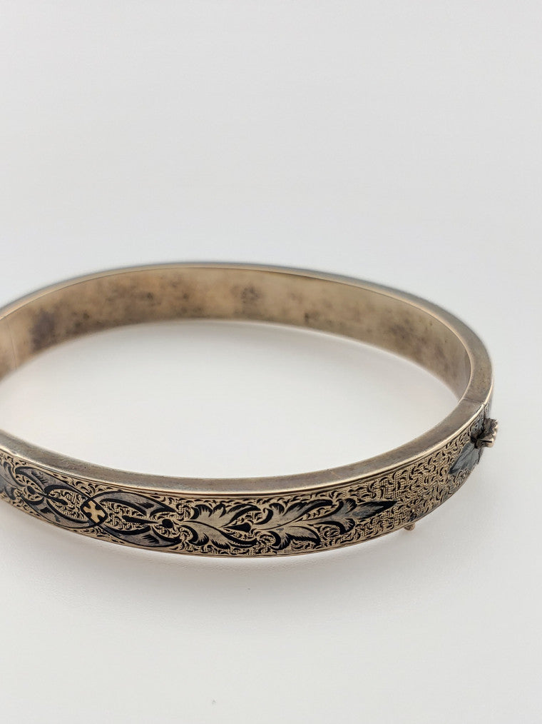 14k Victorian Baby Bangle