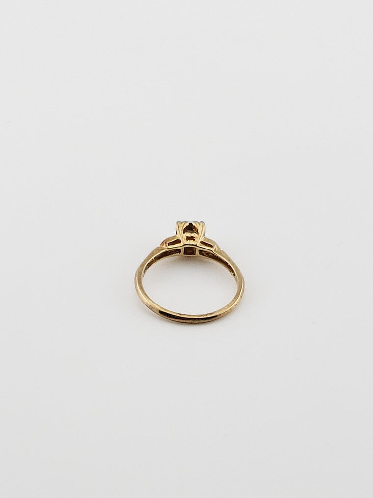 Vintage Solitaire Engagement Ring