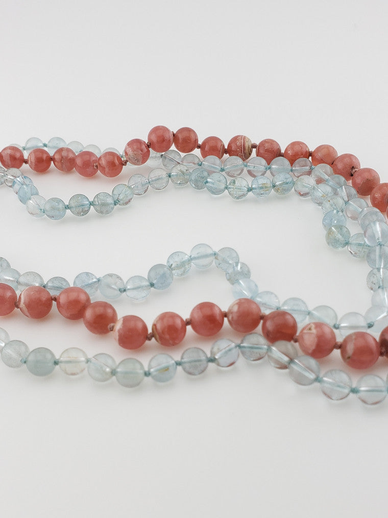 Round Aquamarine Strand 32"