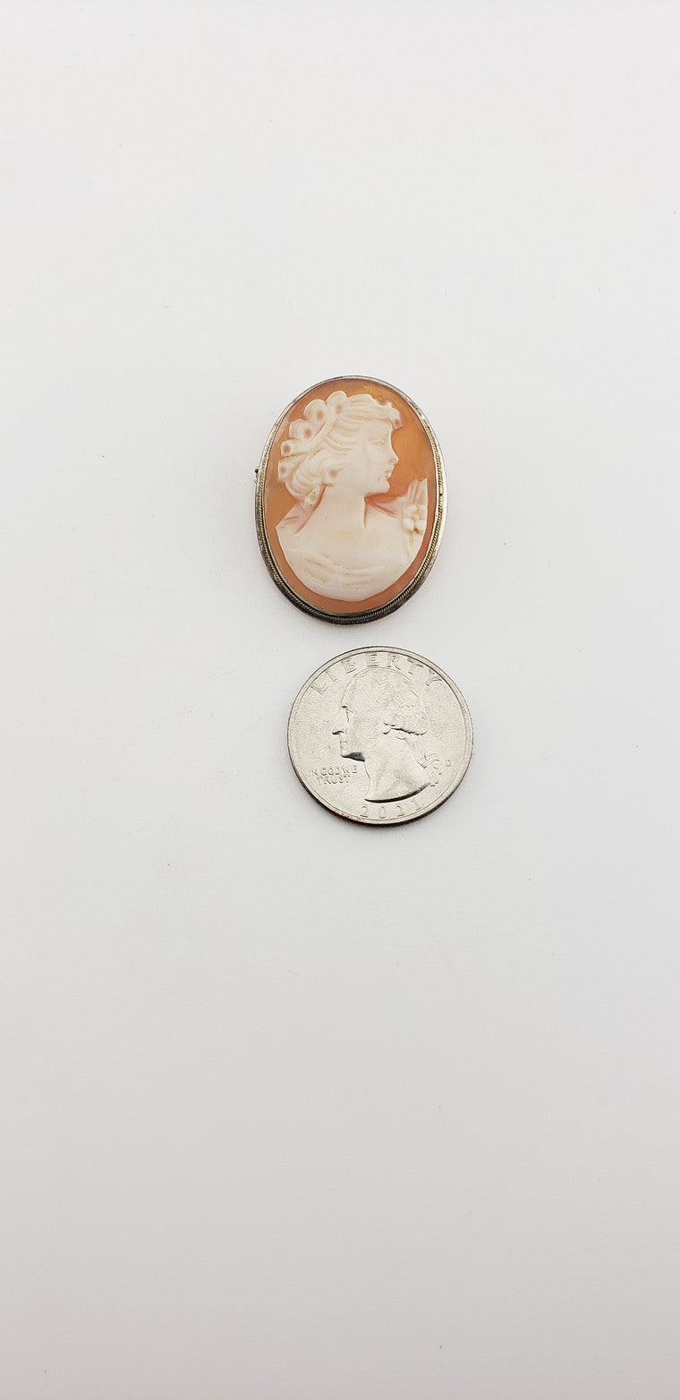 1930's Victorian Lady Cameo Brooch Pendant