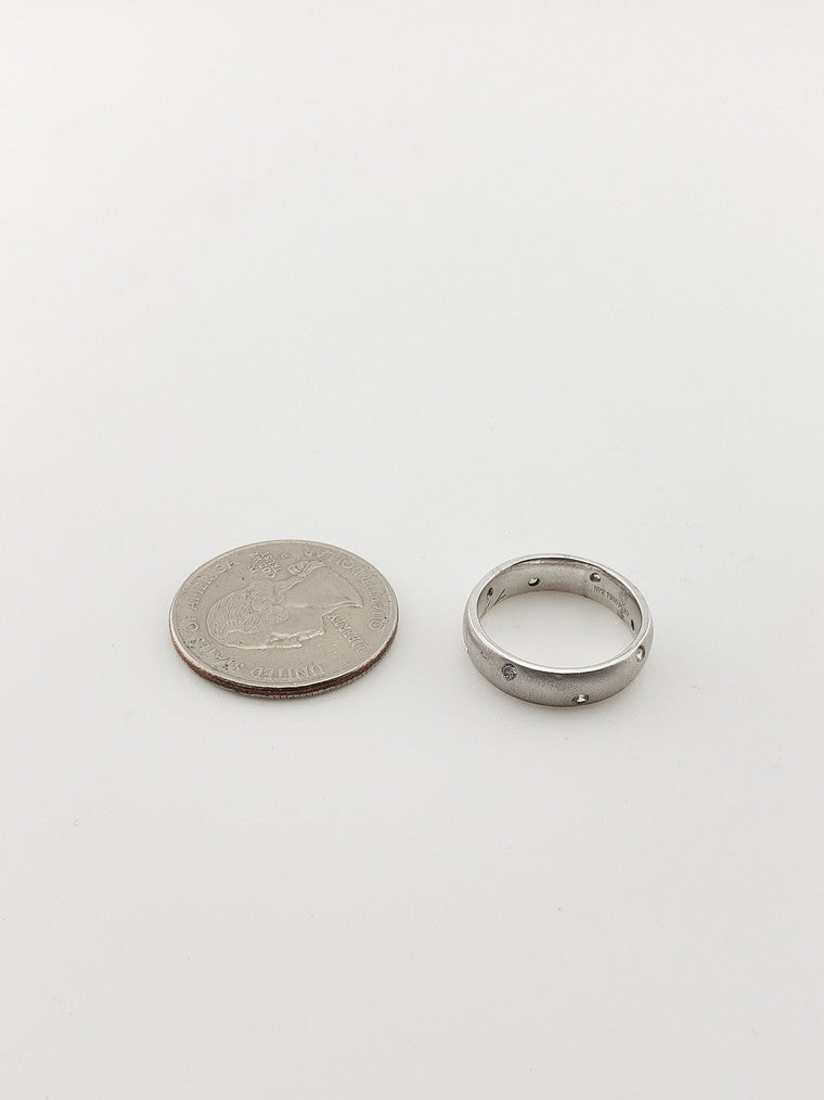 Platinum Scattered Diamond Ring