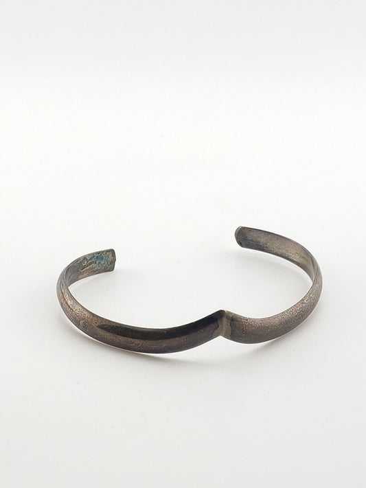 SS “V” Shape Cuff