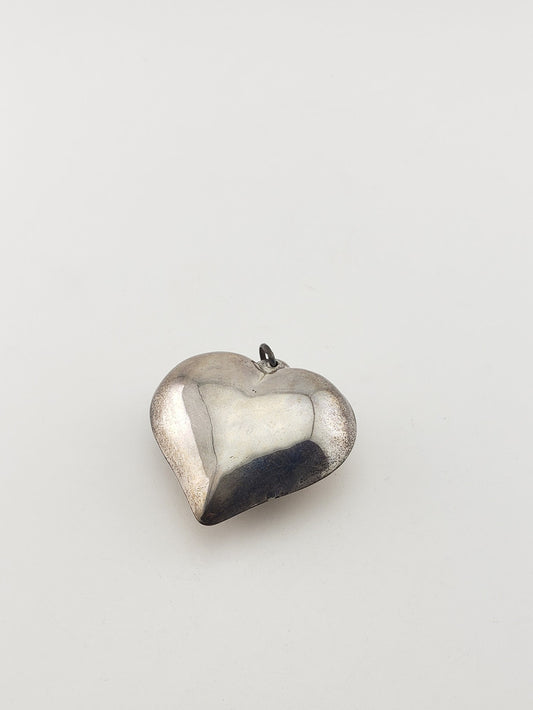 SS Wide Puffy Heart Pendant