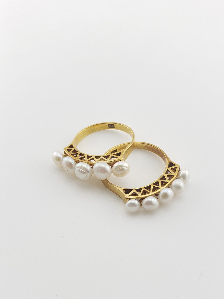 14k Pearl Row Ring