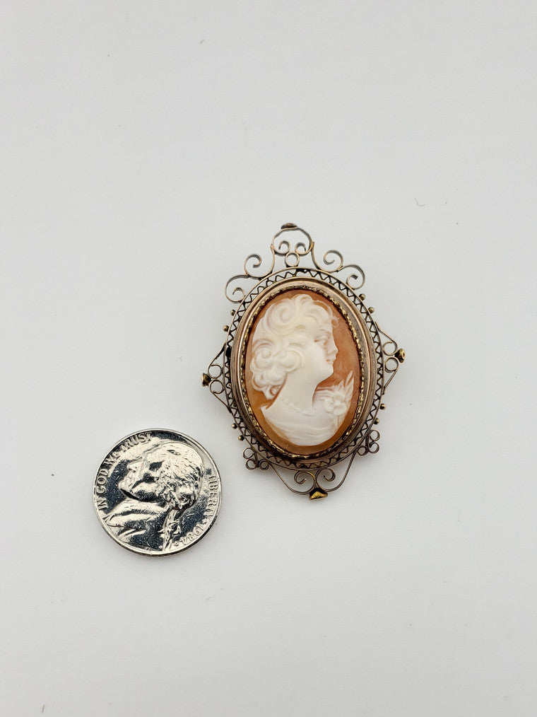 1870 Cameo Pin