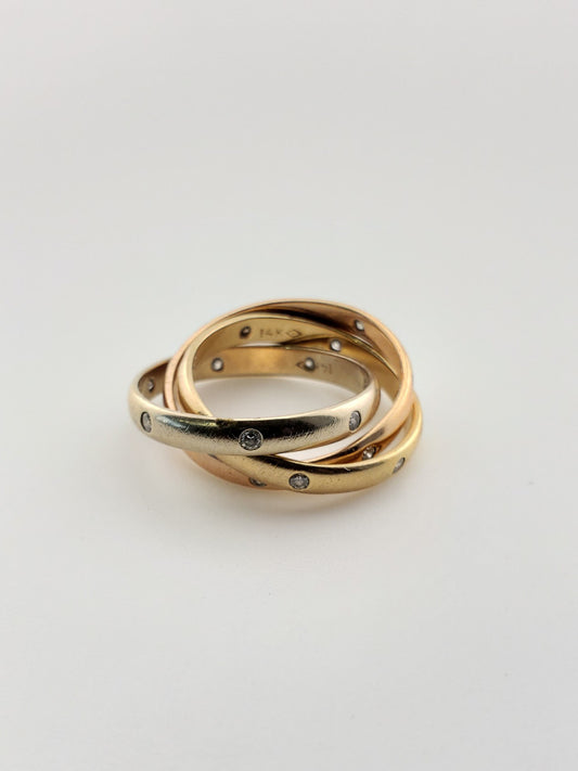 Linked Trinity Ring