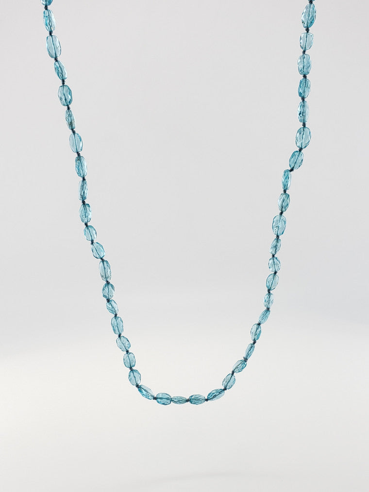 Apatite Strand