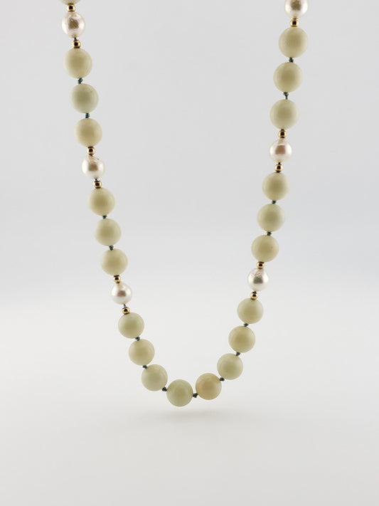Chalcedony & Pearl Strand