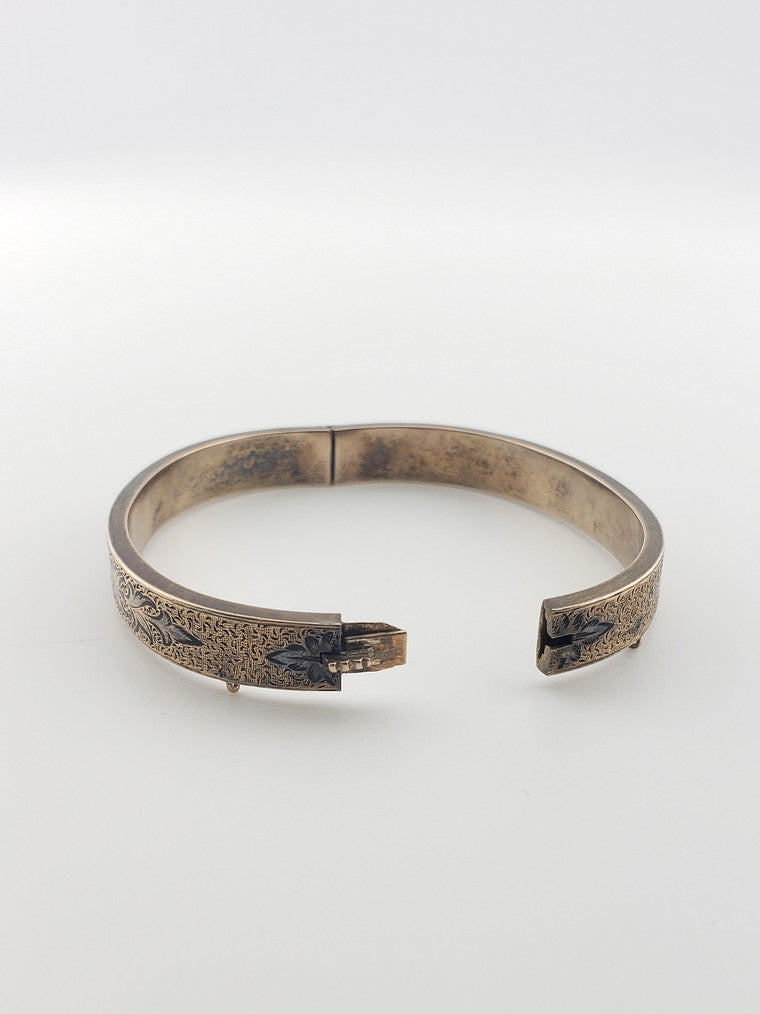 14k Victorian Baby Bangle