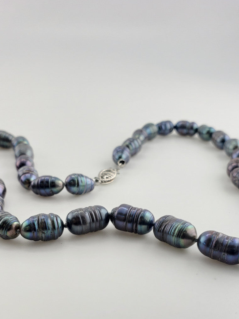 Pearl Strand #20 - Freshwater Grey