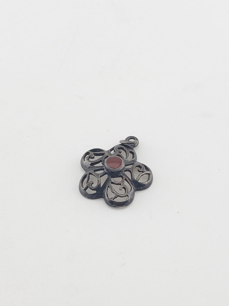 SS Petal Pendant