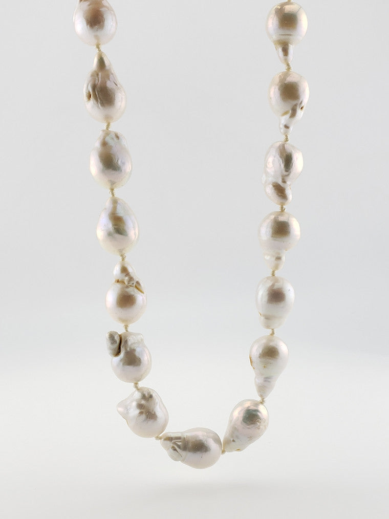 Pearl Strand #55 Baroque