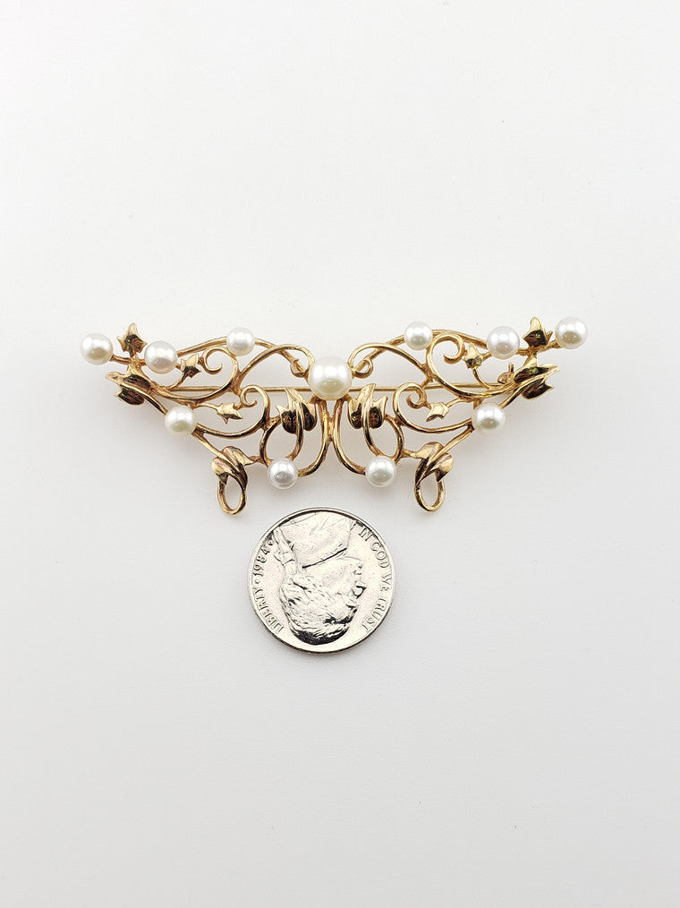 Pearl and Leaf Brooch