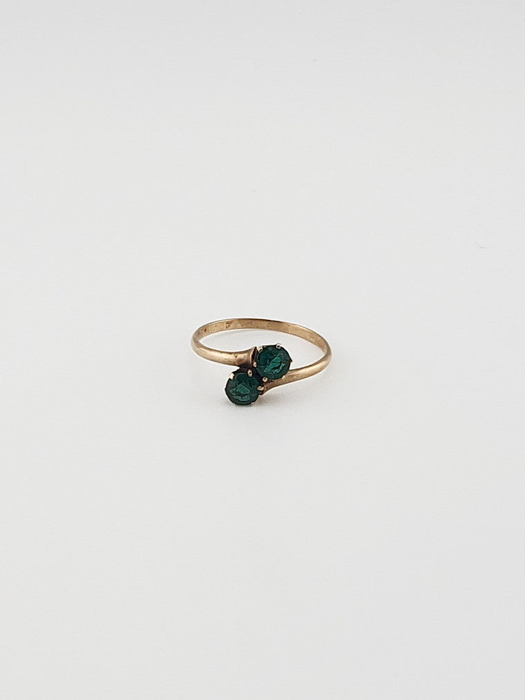 2 Emerald Stone Ring