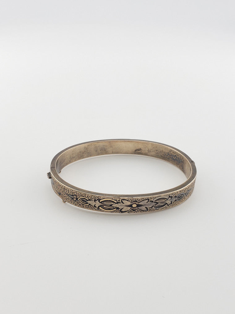 14k Victorian Baby Bangle