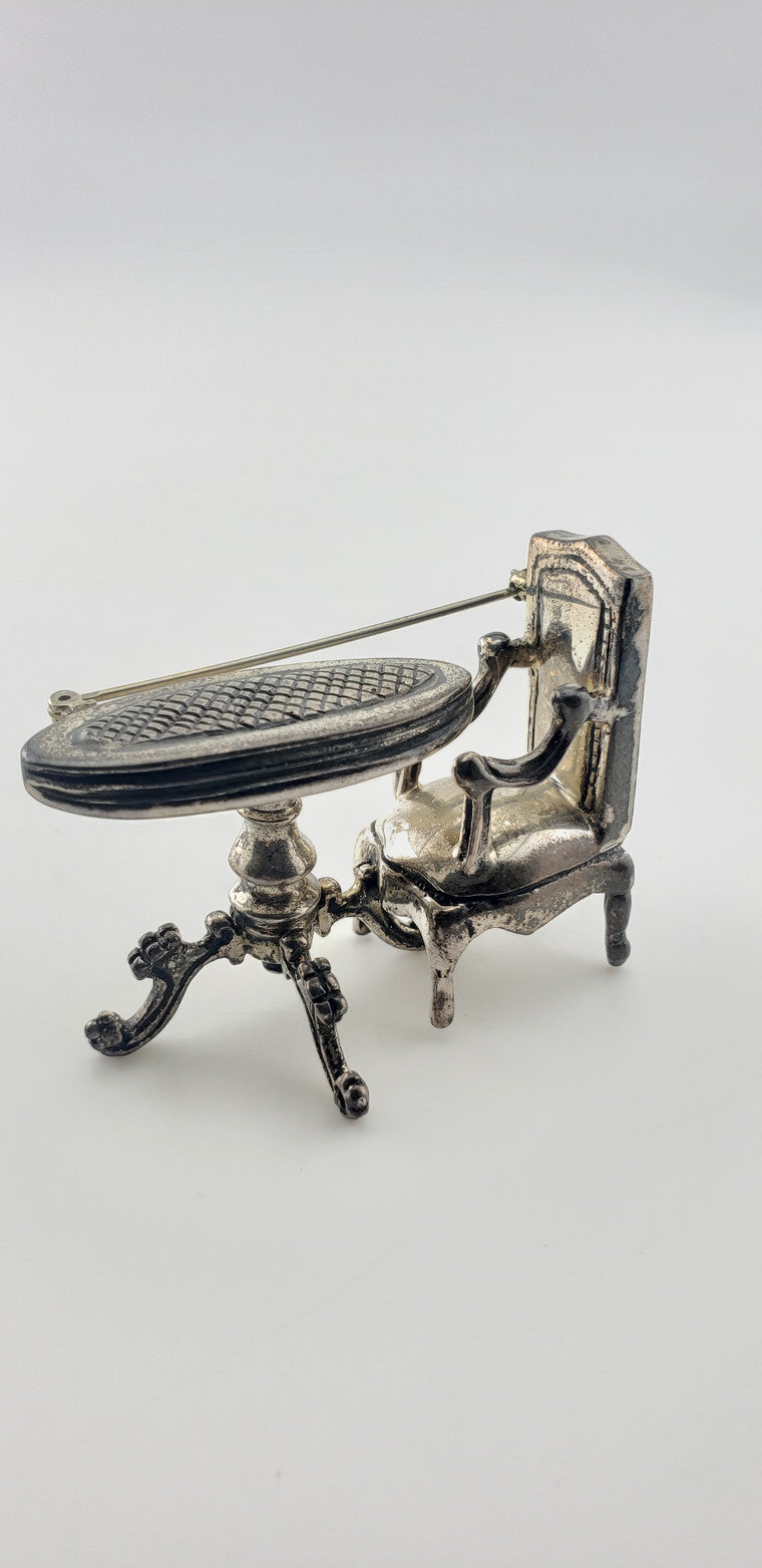 Sterling Table & Chair