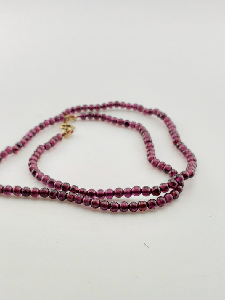 GF "Baby Bead" Garnet Strand