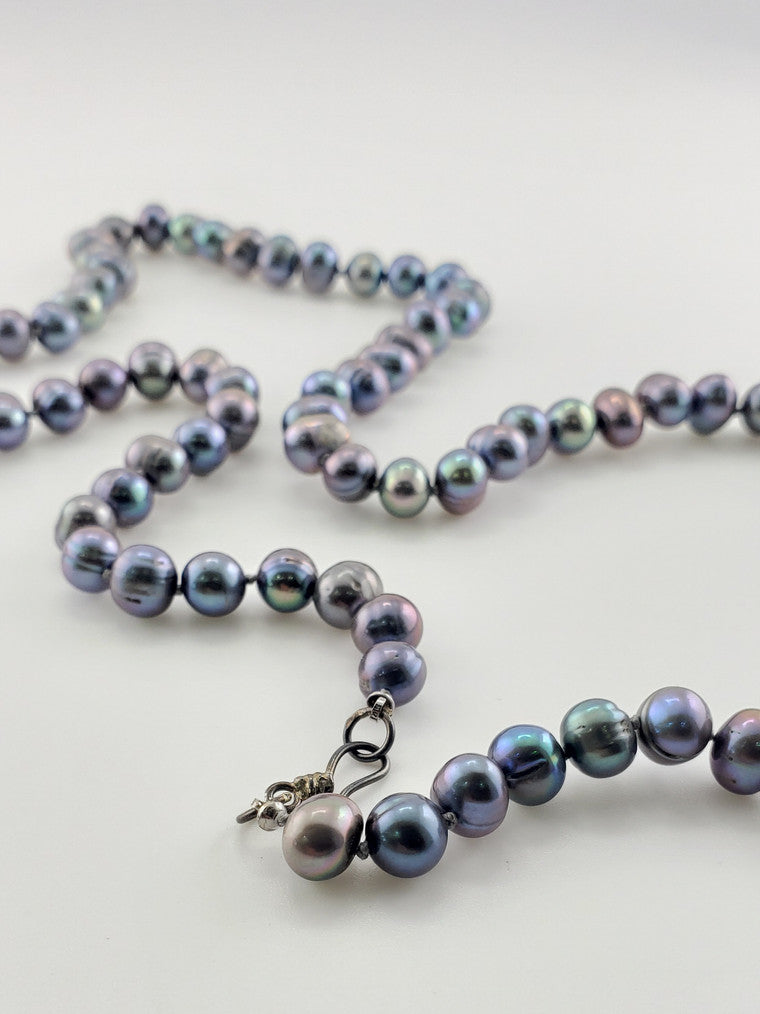 Pearl Strand #2 - Grey Pearl