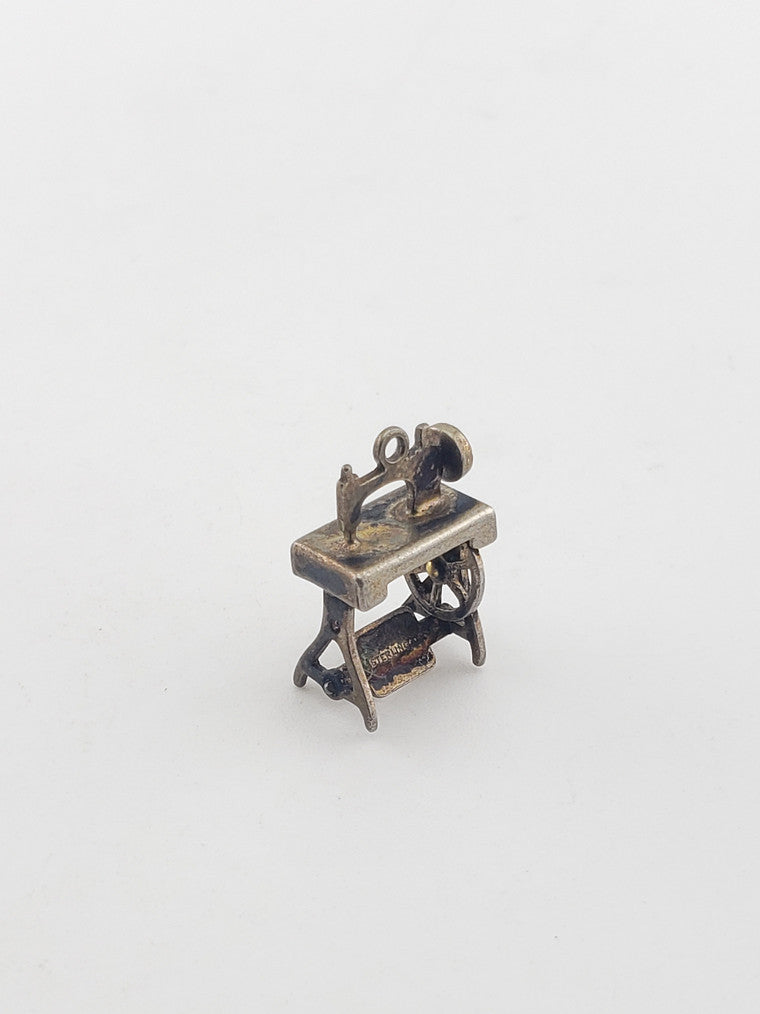 SS Sewing Machine Charm