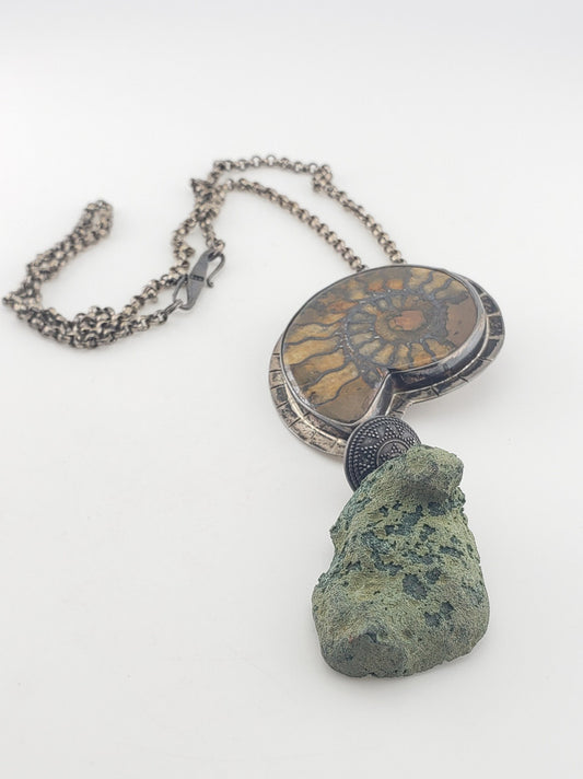 SS Ammonite Shell w/ Green Geode