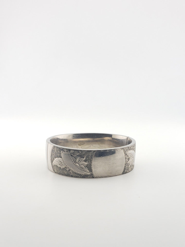 SS Vintage Hinged Bangle w/ Engraved Floral Pattern