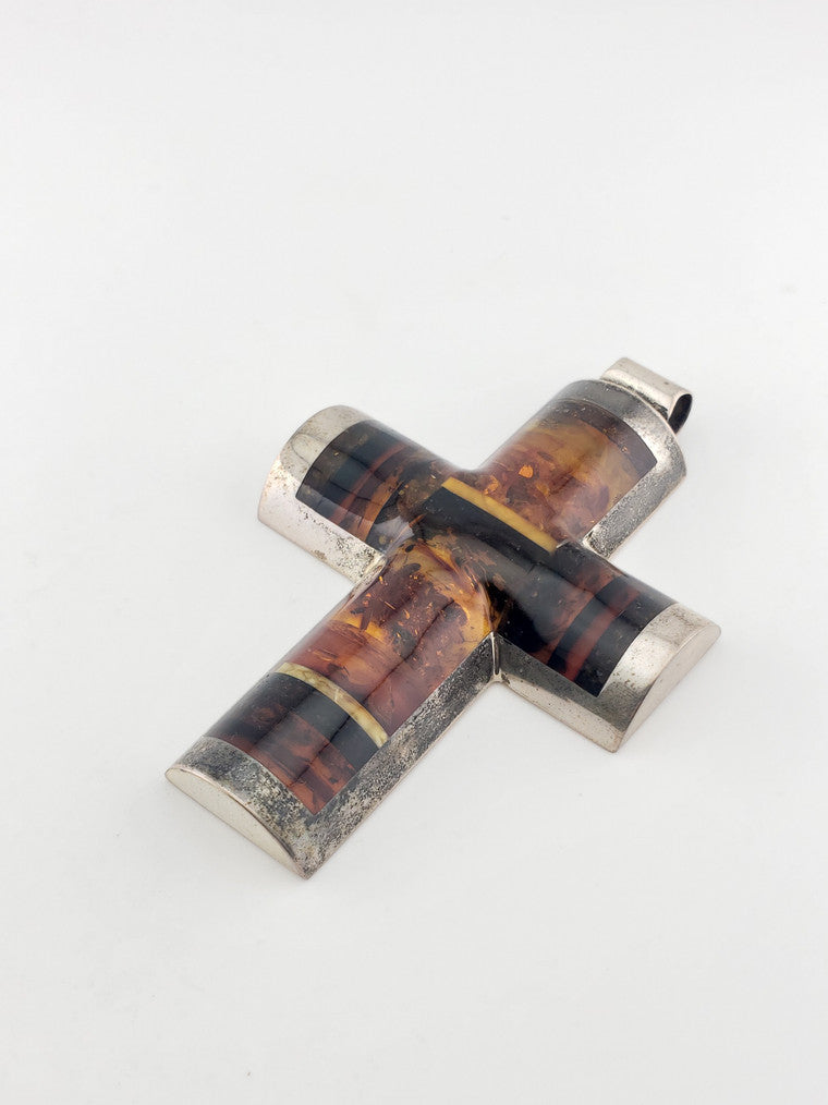 Amber Cross w/ Stripes