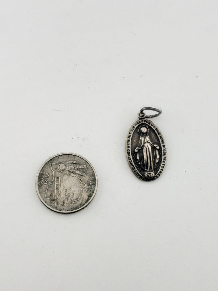 SS Vintage Creed Virgin Mary Charm