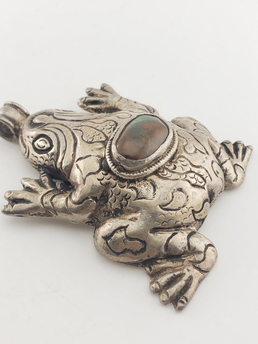 SS Tibet Frog w/ Turquoise Pendant