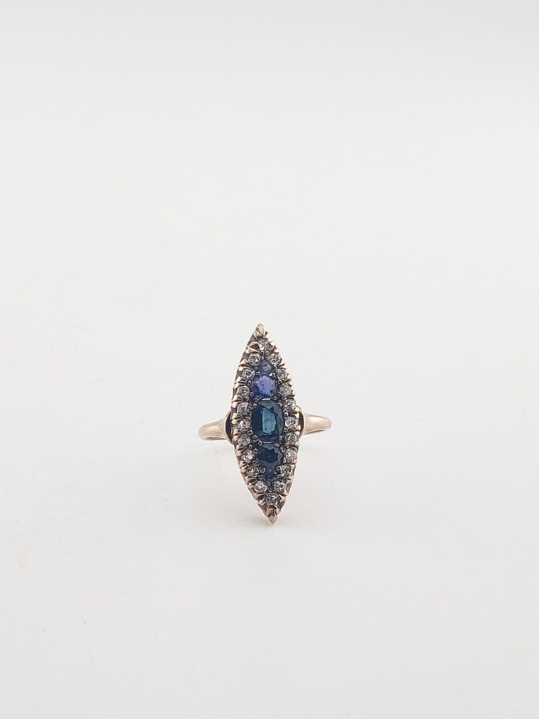 Antique Sapphire & Diamond Ring