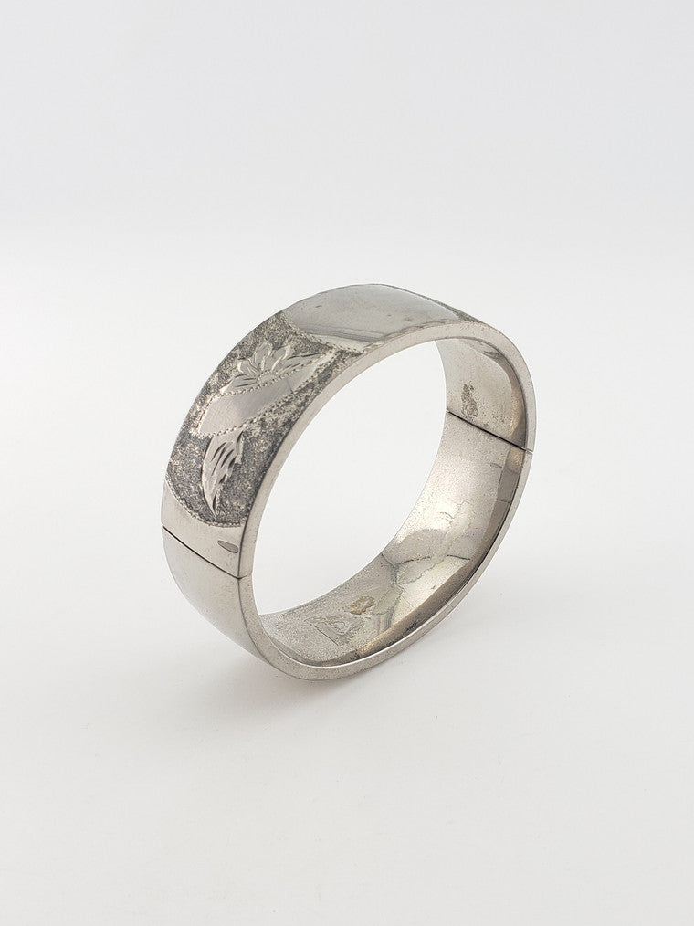 SS Vintage Hinged Bangle w/ Engraved Floral Pattern