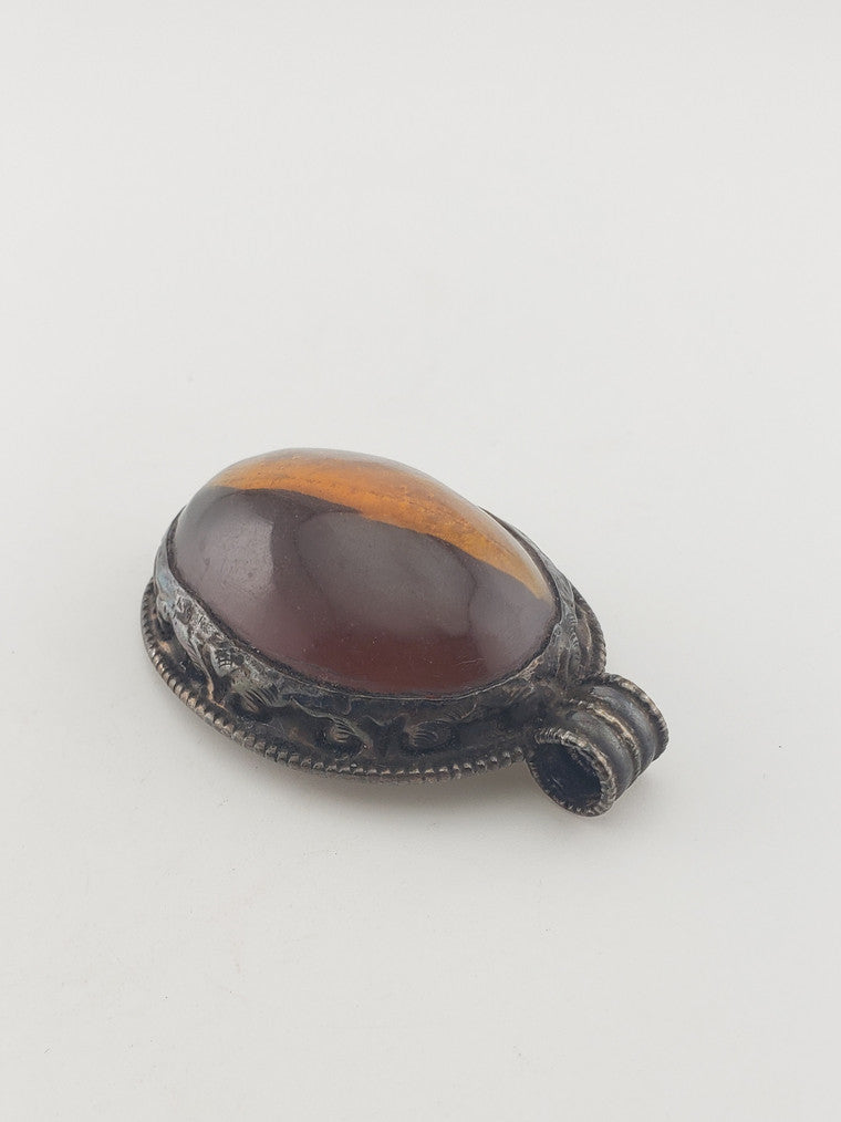 SS Tibet Amber Bird Pendant