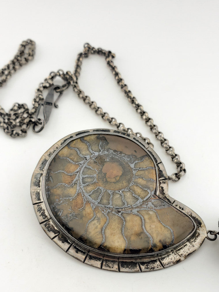 SS Ammonite Shell w/ Green Geode