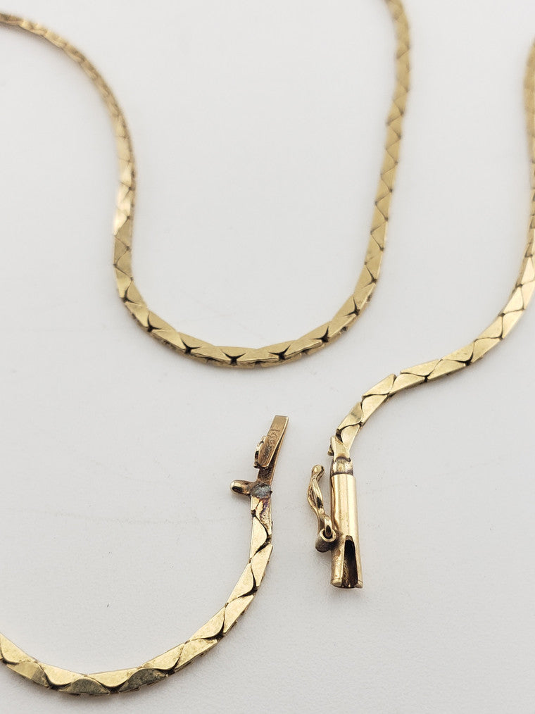 Flat Triangle Link Chain